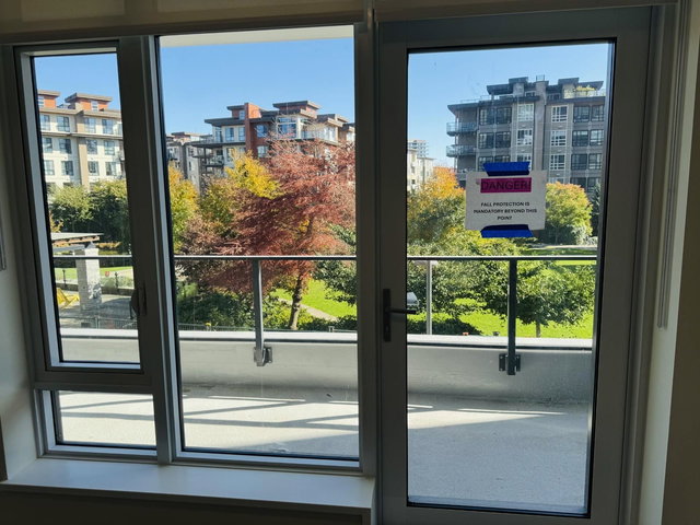 211 - 6138 Birney Ave