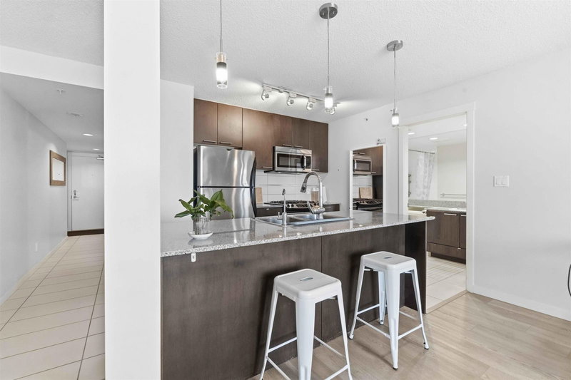 5811 No. 3 Road #1612, Richmond, British Columbia