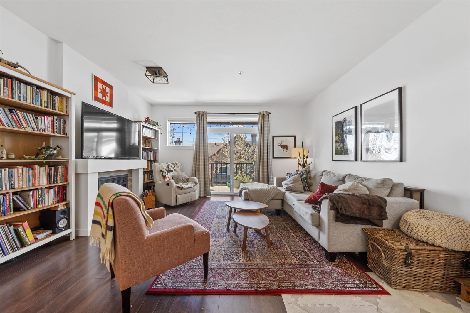 Listing Image 6