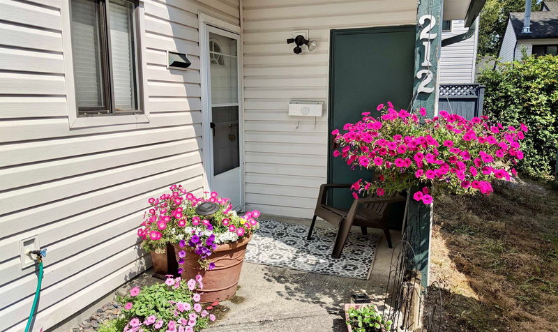 13632 67 Avenue #212, Surrey, British Columbia