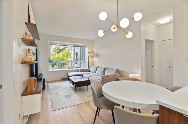 214 - 2188 Madison Avenue