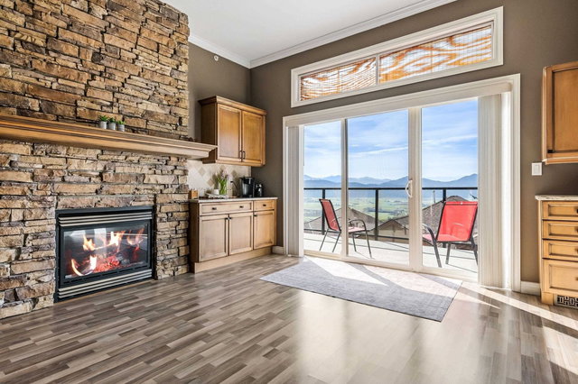 11 - 35931 Empress Drive