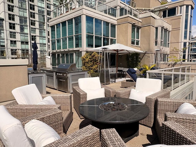 602 - 1388 Homer Street