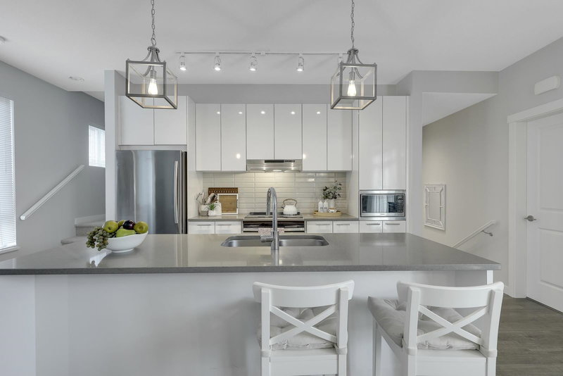 180 - 30930 Westridge Place, Abbotsford, V2T 0H6 | Image 3