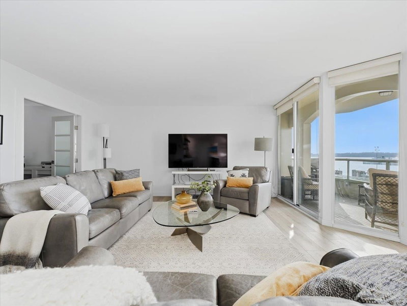 209 - 168 Chadwick Court, North Vancouver, V7M 3L4 | Image 2