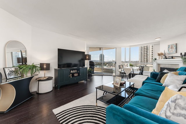 801 - 1235 Quayside Drive