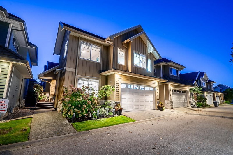 3363 Rosemary Heights Crescent #35, Surrey, British Columbia