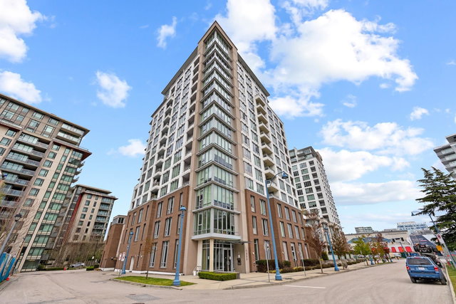 301 - 7333 Murdoch Avenue