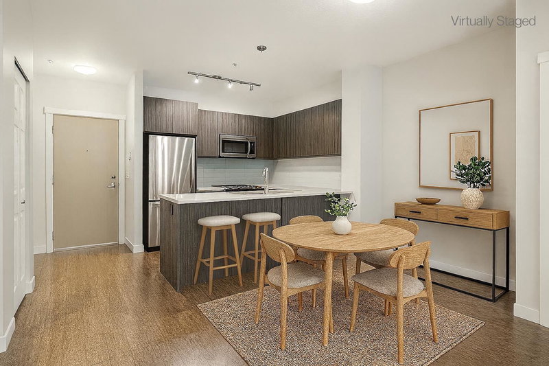 607 Cottonwood Avenue #104, Coquitlam, British Columbia