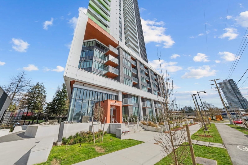 10428 Whalley Boulevard #2502, Surrey, British Columbia