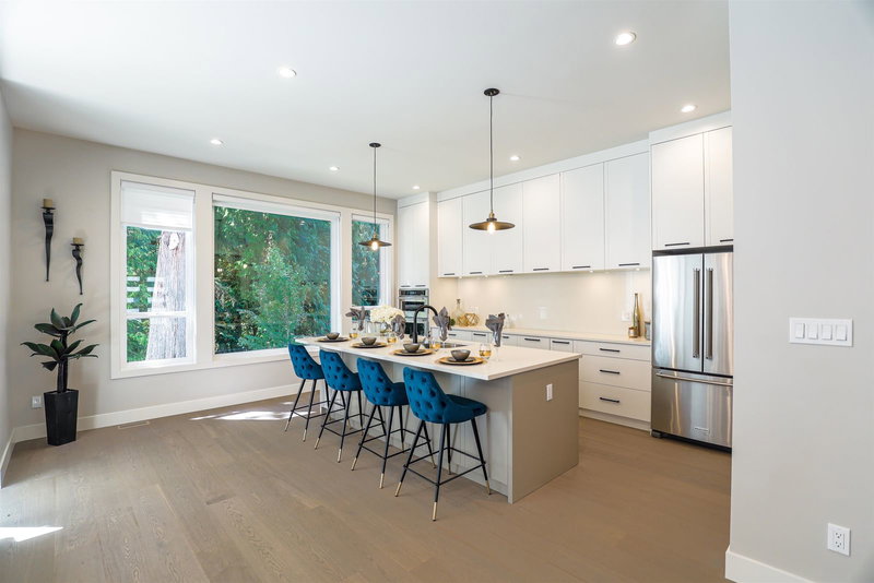 1388 Madore Avenue, Coquitlam, V3K 3C2 | Image 2