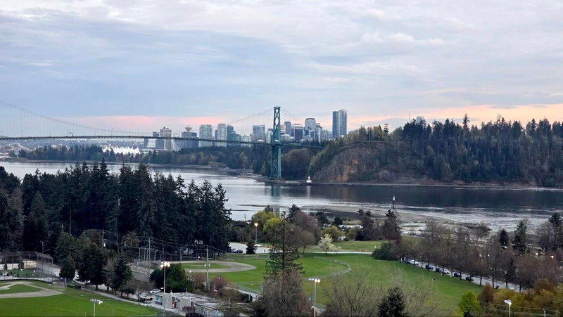 1101 - 555 13 Street, West Vancouver, V7T 2N8 | Image 2