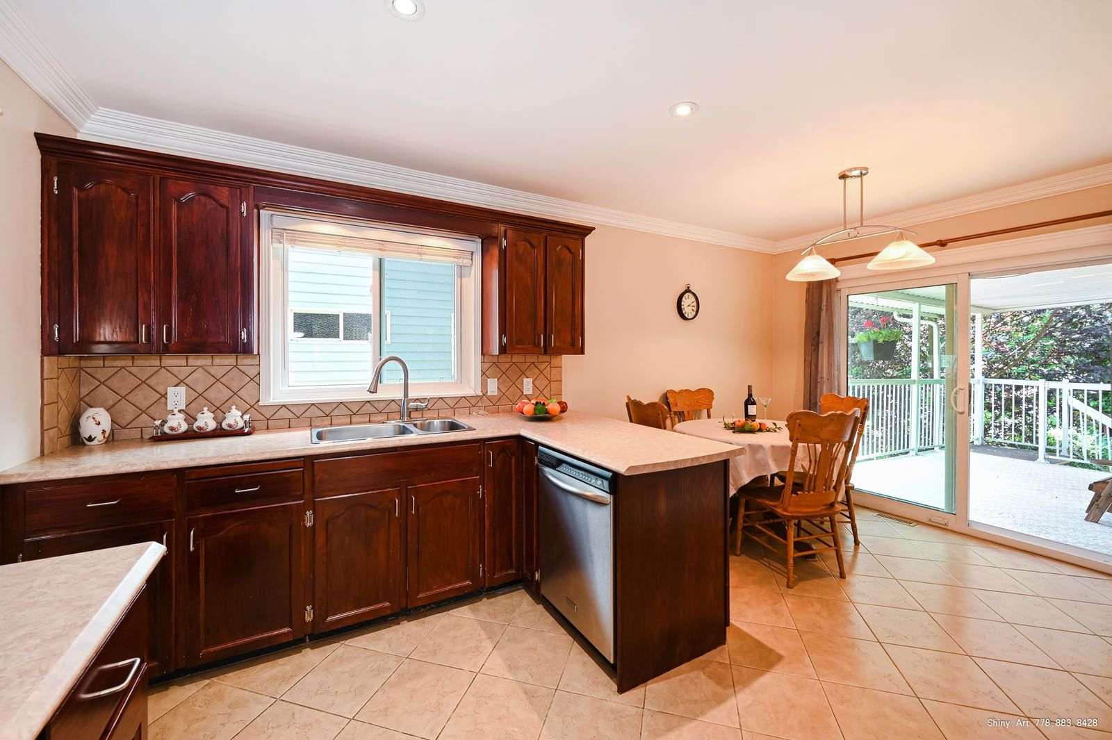 Listing Image 14