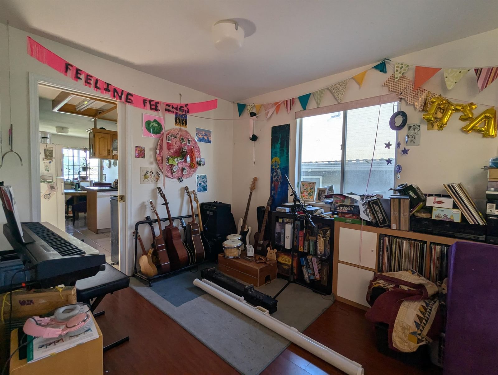 Listing Image 6