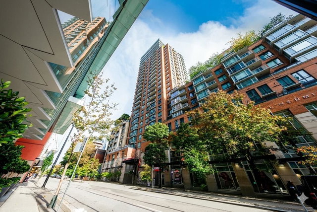 2601 - 788 Richards Street