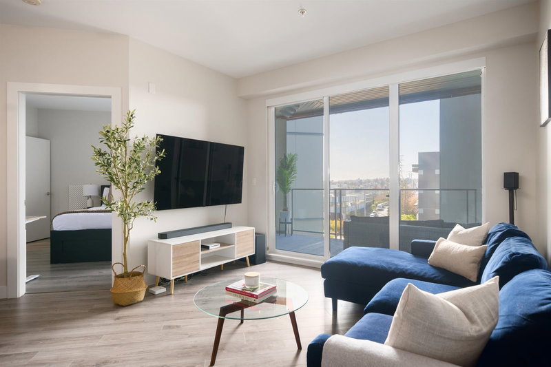 1768 Gilmore Avenue #303, Burnaby, British Columbia