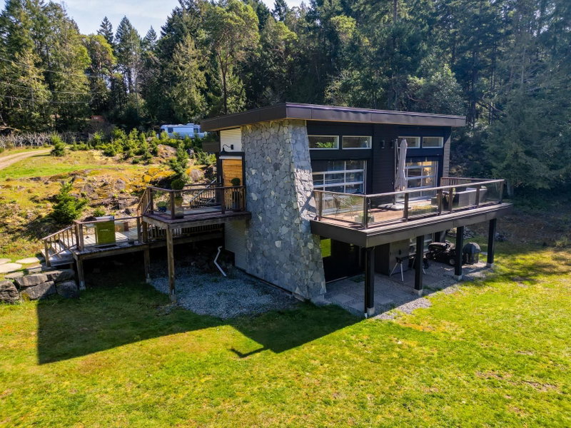5582 Hooson Road