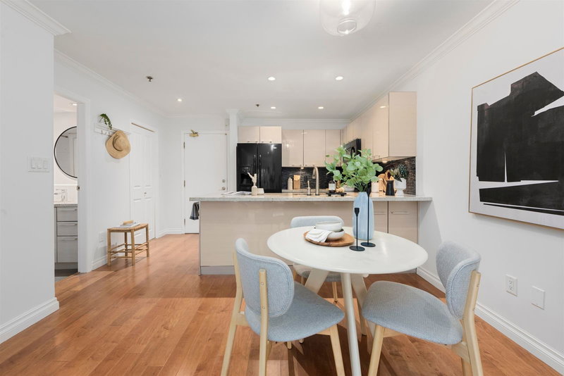 1925 2nd Avenue W #103, Vancouver, British Columbia