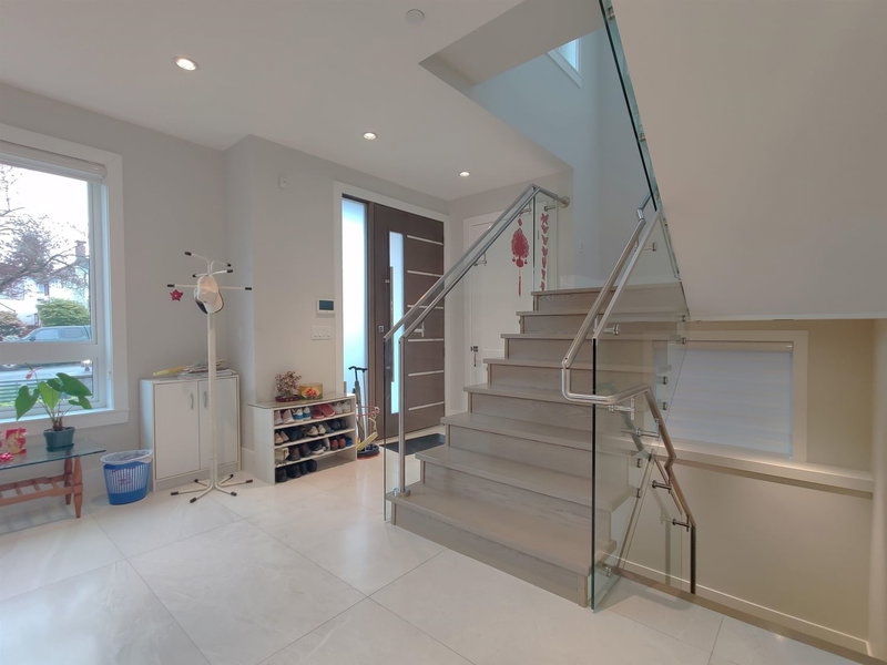 2177 40th Avenue, Vancouver, V5P 1J4 | Image 2