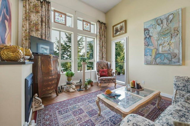 409 - 225 Francis Way