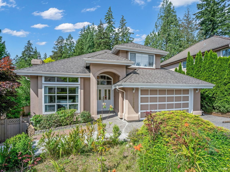 2620 Limestone Place, Coquitlam, V3E 2V1 | Image 2