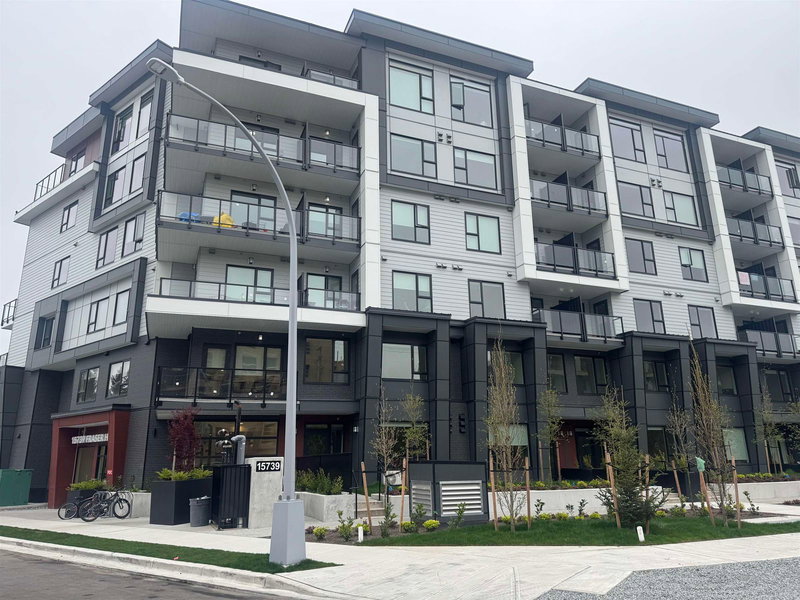303 - 15739 Fraser Highway, Surrey, V4N 6Y4 | Image 2
