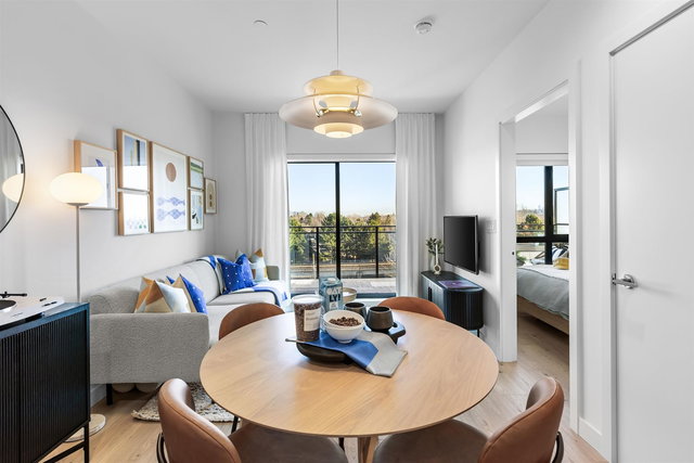 311 - 1680 12th Avenue E