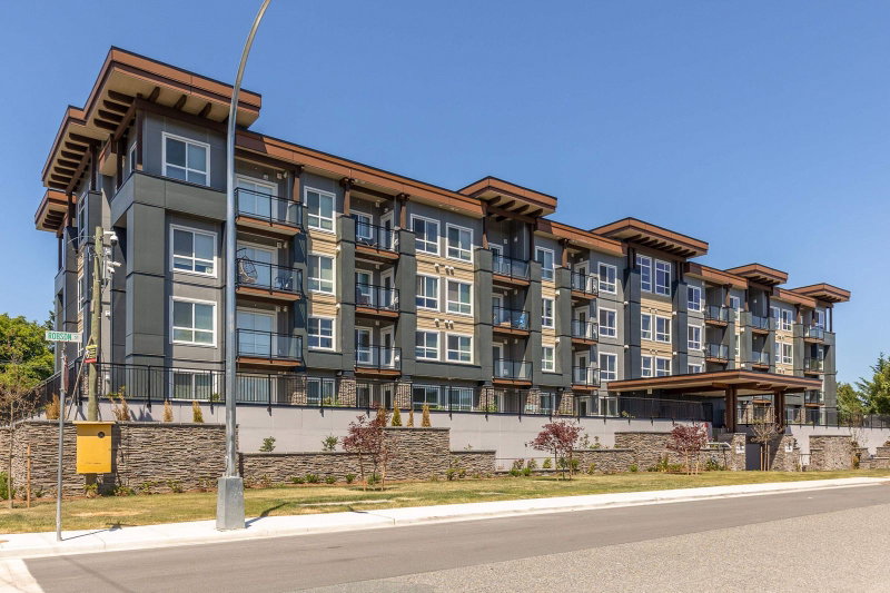 214 - 9450 Robson Street