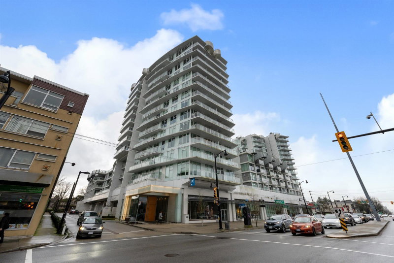 1210 - 2220 Kingsway