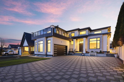 17875 59a Avenue | Surrey | Image