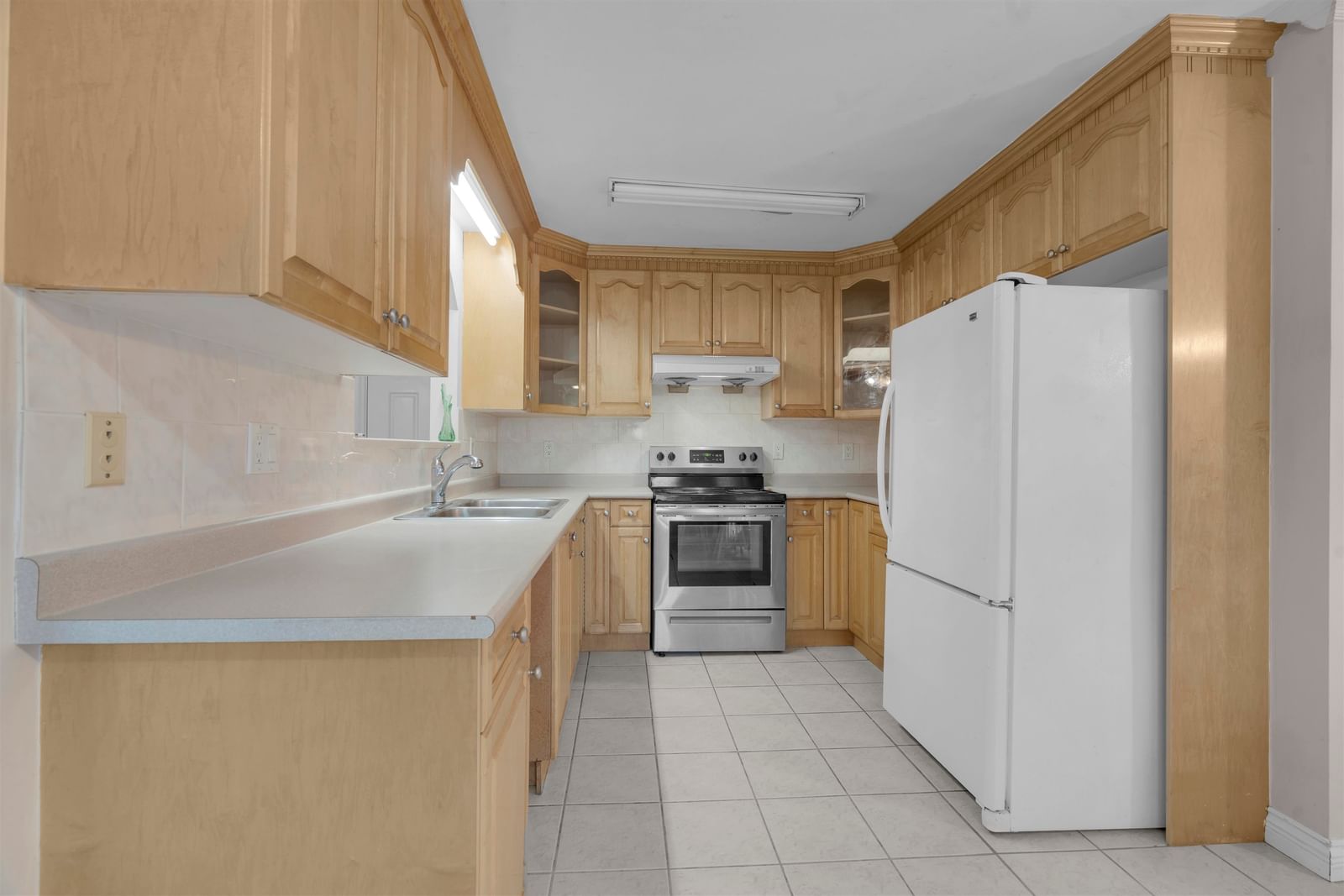 Listing Image 18