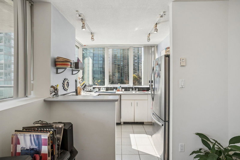 906 - 588 Broughton Street, Vancouver, V6G 3E3 | Image 3