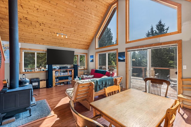 2873 Blackwater Road