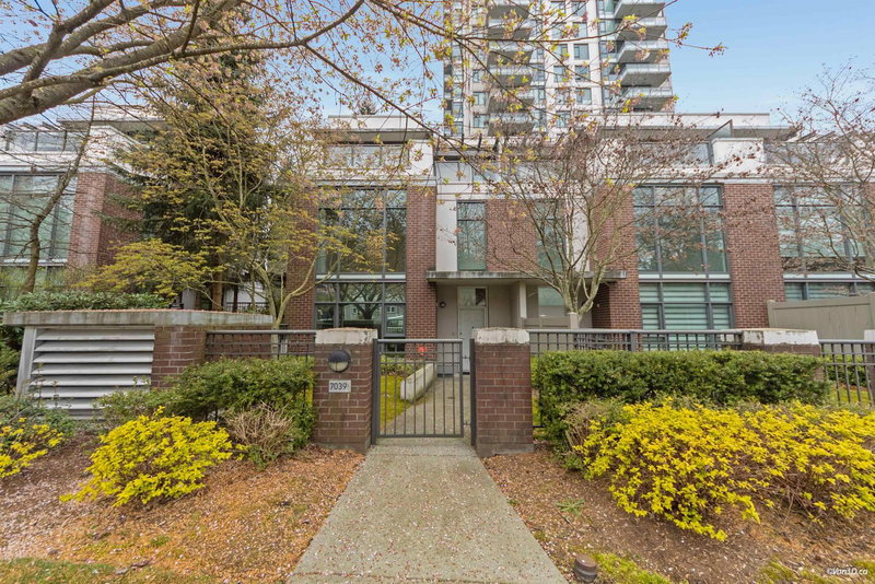 7039 17th Avenue, Burnaby, British Columbia