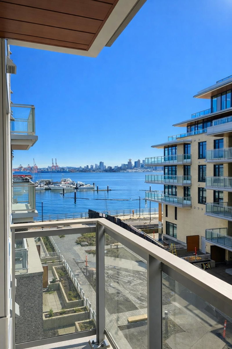 755 Harbourside Drive #425, North Vancouver, British Columbia