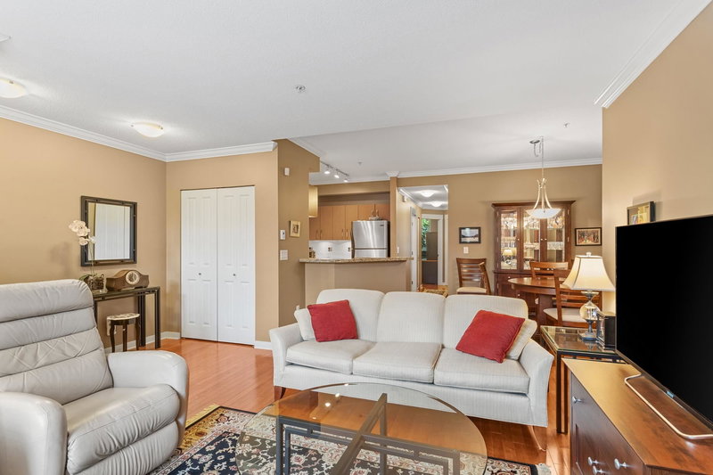 6238 Logan Lane, Vancouver, British Columbia