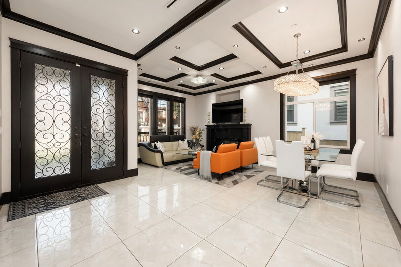 460 60th Avenue, Vancouver, V5X 1Z9 | Image 2