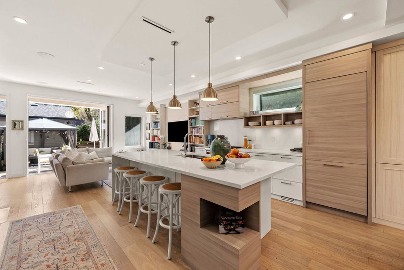 1136 16th Avenue E, Vancouver, British Columbia