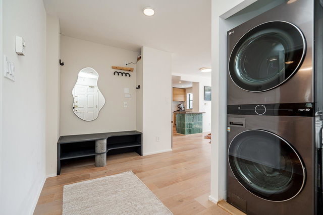 1102 - 200 Newport Drive