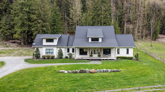 49439 Chilliwack Lake Road