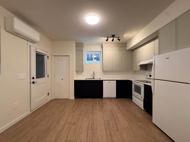 Suite - 11052 Lockwood St