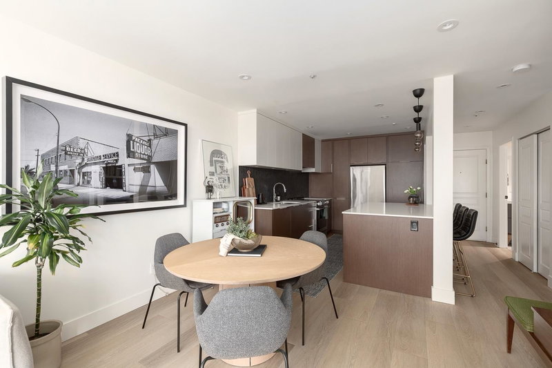 8460 Jellicoe Street #402, Vancouver, British Columbia