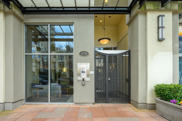 505 - 1238 Richards Street