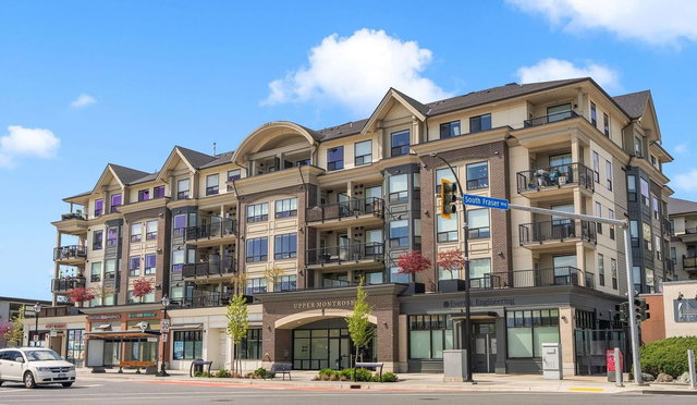 220 - 2493 Montrose Avenue