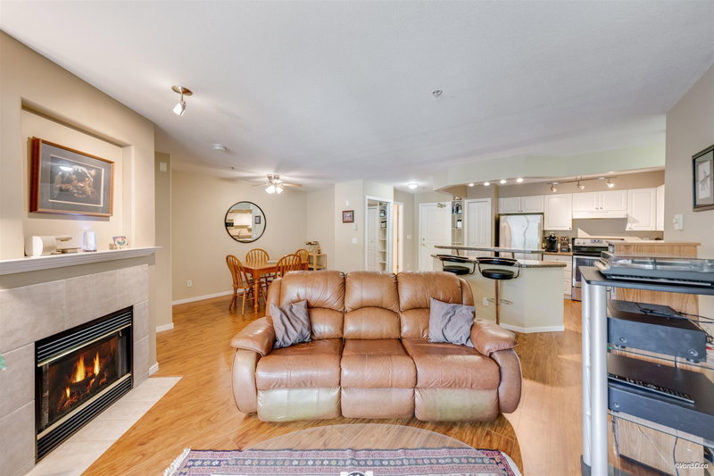 407 - 210 Eleventh Street, New Westminster, V3M 4C9 | Image 3