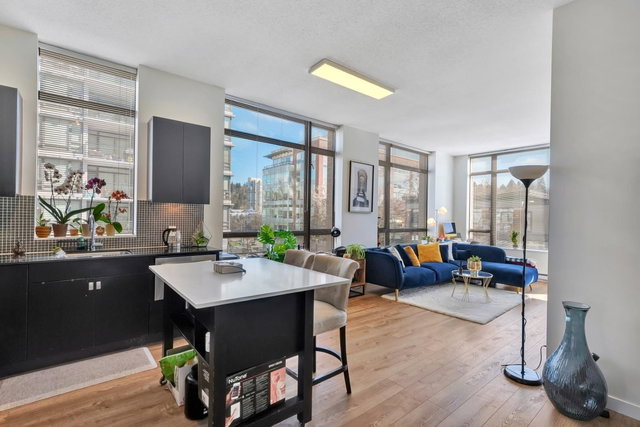 301 - 121 Brew Street