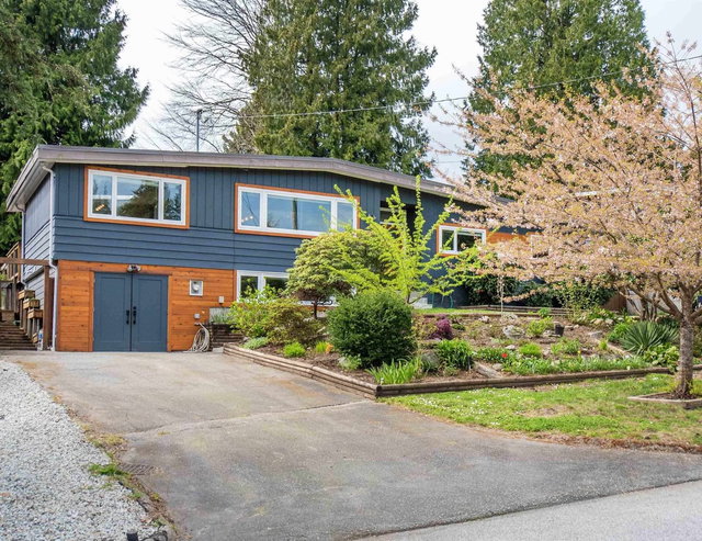 2175 Greylynn Crescent