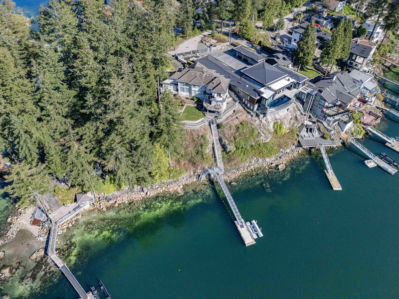 242 Turtlehead Road