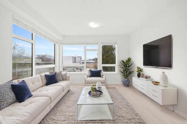 405 - 3038 St George Street