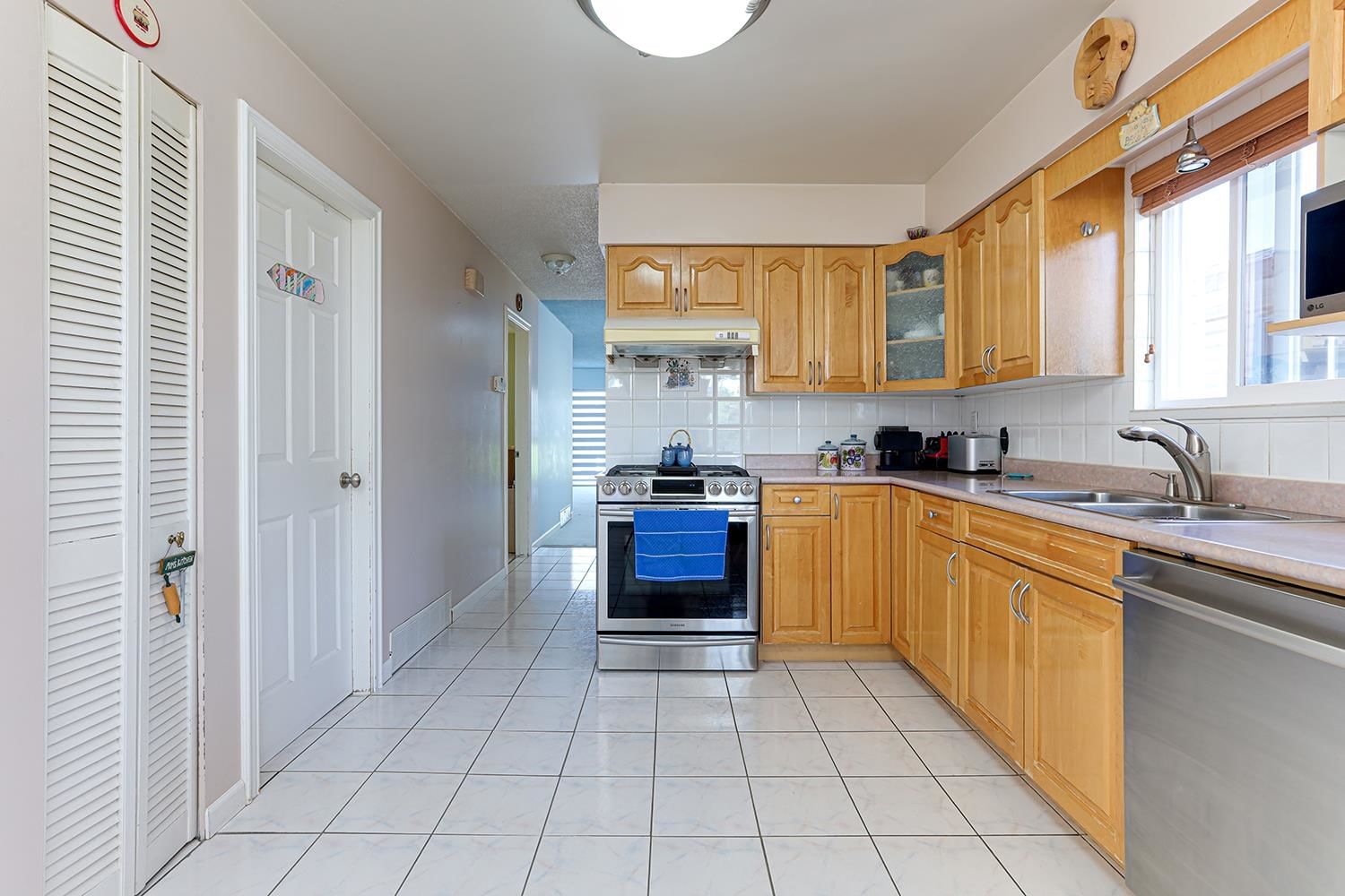Listing Image 13